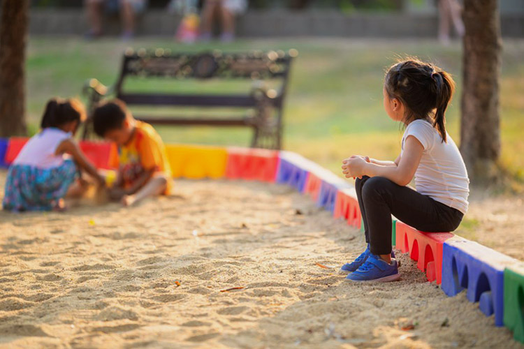 berkomunikasi dengan anak introvert