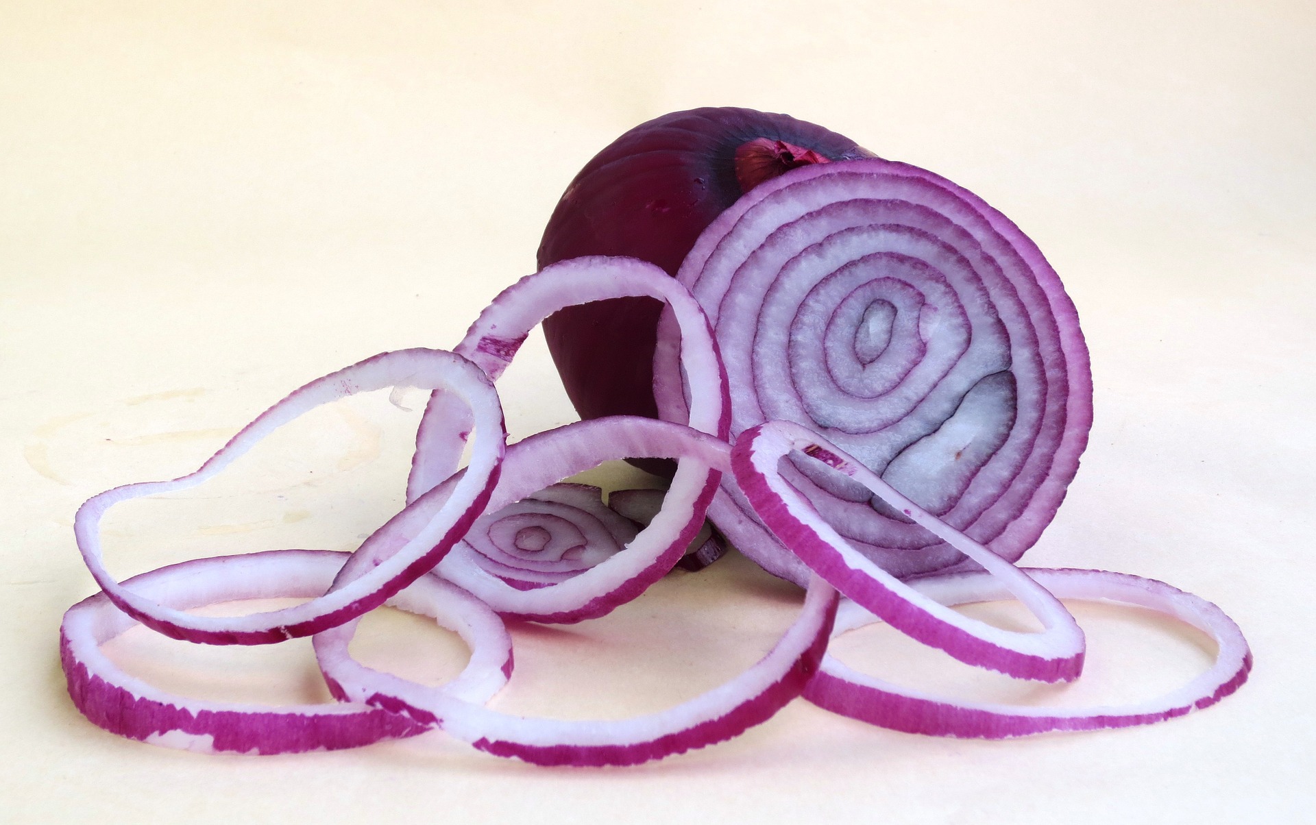 bawang bombai merah