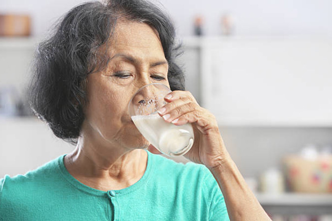 tips lansia yang ingin berpuasa